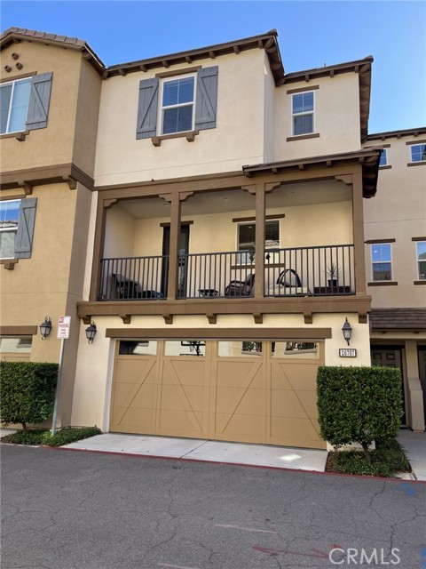 26707 Lexington Lane, Saugus CA: https://media.crmls.org/medias/3cb71da1-dd5a-4770-b11f-ee785077203b.jpg