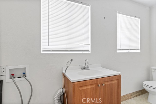 Detail Gallery Image 12 of 15 For 331 W 13th St, San Pedro,  CA 90731 - 2 Beds | 2 Baths