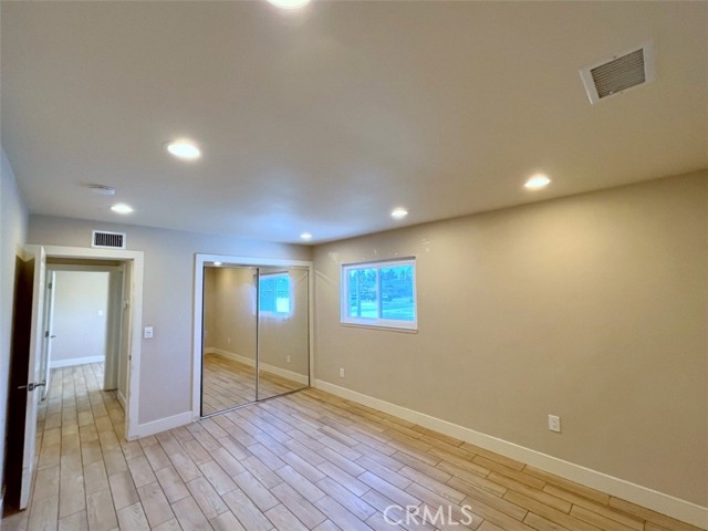 7811 Rhine Drive, Huntington Beach CA: https://media.crmls.org/medias/3cb78a7e-ac18-4594-9dd3-c93eea389158.jpg