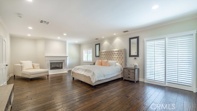 Detail Gallery Image 36 of 61 For 4461 Stern Ave, Sherman Oaks,  CA 91423 - 5 Beds | 4/1 Baths