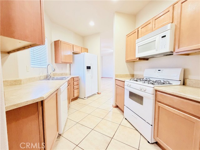 Detail Gallery Image 10 of 35 For 7490 Saladin Ave, Twentynine Palms,  CA 92277 - 3 Beds | 2 Baths