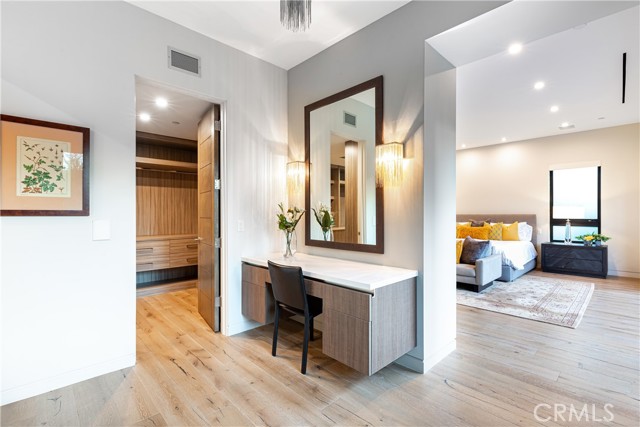 Detail Gallery Image 32 of 49 For 4175 Greenbush Ave, Sherman Oaks,  CA 91423 - 5 Beds | 6 Baths