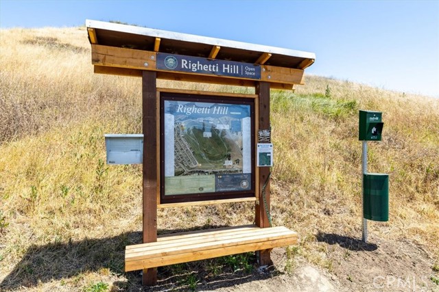 4029 Bernardo Drive, San Luis Obispo CA: https://media.crmls.org/medias/3cbbcf6e-f117-4ac1-b565-8a7b6ba5d43c.jpg