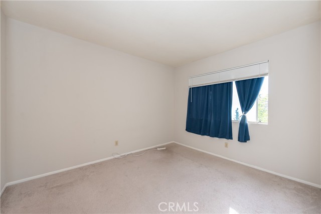 656 Springbrook N, Irvine CA: https://media.crmls.org/medias/3cbc3867-d5db-4b92-b74f-b32f507fcc9f.jpg