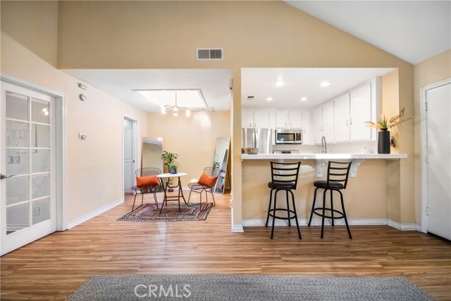 Detail Gallery Image 10 of 40 For 22421 Sherman Way #10,  West Hills,  CA 91307 - 1 Beds | 1 Baths