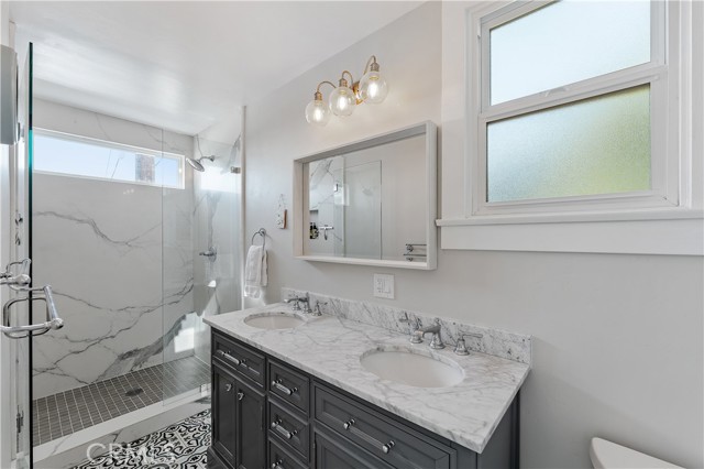 Detail Gallery Image 11 of 15 For 732 Poli St, Ventura,  CA 93001 - 5 Beds | 4 Baths