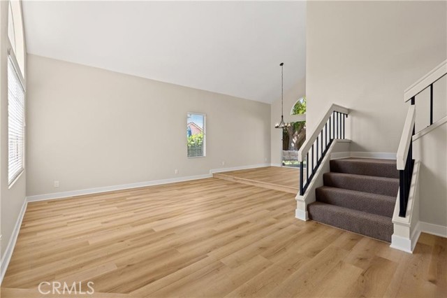 Detail Gallery Image 5 of 23 For 8019 E Elderwood Ave, Orange,  CA 92869 - 3 Beds | 2/1 Baths