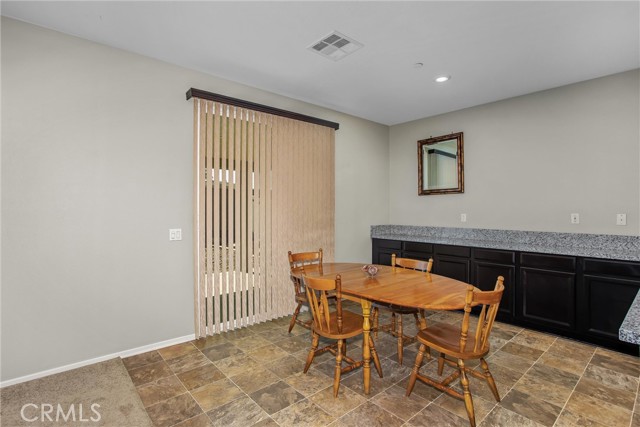 Detail Gallery Image 13 of 35 For 1156 Poinsettia Cir, Calimesa,  CA 92320 - 4 Beds | 2 Baths