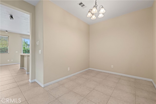 Detail Gallery Image 12 of 32 For 28363 Mirabelle Ln, Saugus,  CA 91350 - 3 Beds | 2/1 Baths