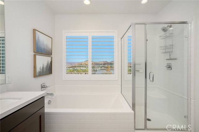 25140 Golden Maple Drive, Canyon Country CA: https://media.crmls.org/medias/3cbde0d9-8056-4009-a3b9-15ea6702d17c.jpg