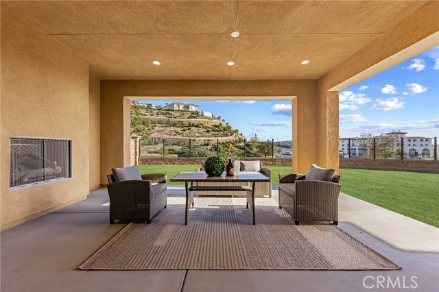 Detail Gallery Image 21 of 75 For 1592 Sunset View, Lake Forest,  CA 92679 - 5 Beds | 4/1 Baths