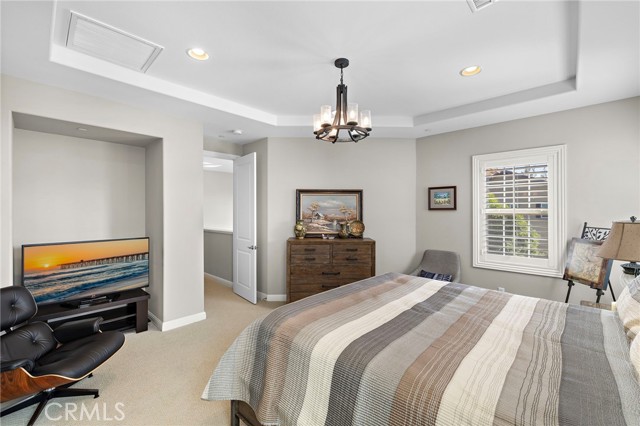 42 Castellana, Lake Forest CA: https://media.crmls.org/medias/3cbf8769-7234-43e0-88eb-a89770da853a.jpg