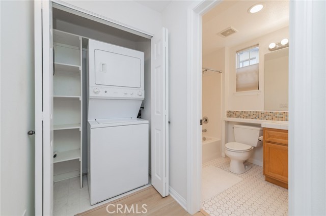 Detail Gallery Image 14 of 24 For 108 Jadestone, Irvine,  CA 92603 - 2 Beds | 2 Baths