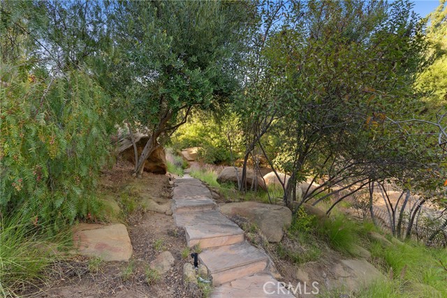 9314 Stevens Way, West Hills CA: https://media.crmls.org/medias/3cc0963c-bc3d-4b72-a13c-c280fa02963d.jpg
