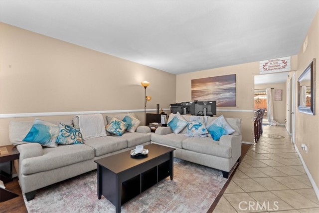 Detail Gallery Image 8 of 37 For 1836 Benedict, Pomona,  CA 91767 - 2 Beds | 2 Baths