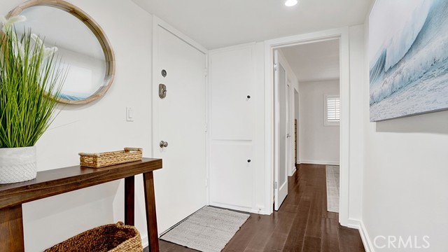 1202 N Pacific Street, Oceanside CA: https://media.crmls.org/medias/3cc0e2eb-5c34-483f-aeac-bea421d281a1.jpg