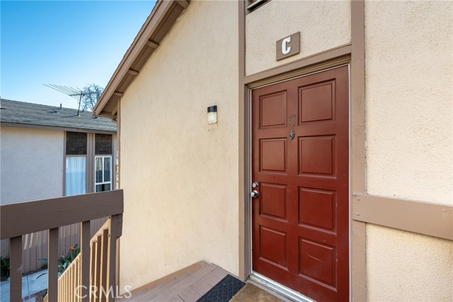 Detail Gallery Image 2 of 45 For 1076 Cabrillo Park Dr #C,  Santa Ana,  CA 92701 - 1 Beds | 1 Baths