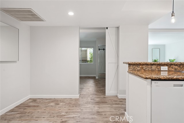 Detail Gallery Image 12 of 41 For 23391 Park Sorrento #63,  Calabasas,  CA 91302 - 3 Beds | 2 Baths
