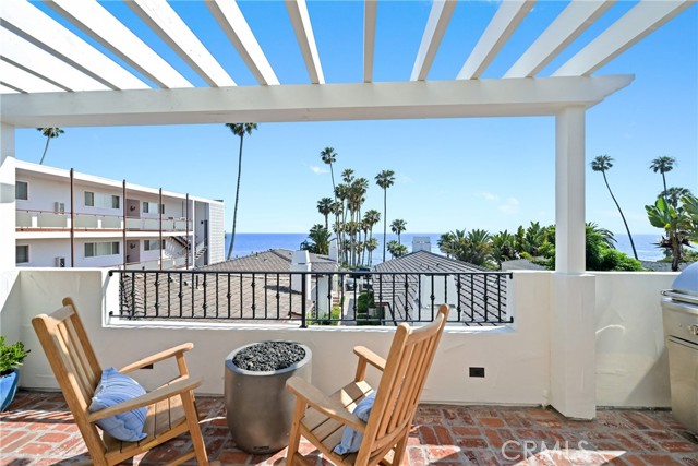 Detail Gallery Image 4 of 43 For 360 Cliff, Laguna Beach,  CA 92651 - 3 Beds | 3 Baths