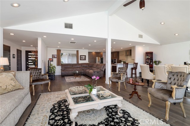 Detail Gallery Image 7 of 51 For 22534 Paul Revere Dr, Calabasas,  CA 91302 - 4 Beds | 2/1 Baths