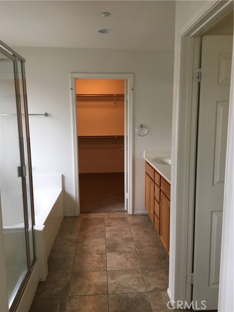 1911 Cefalu Court, Riverside CA: https://media.crmls.org/medias/3cc28d72-1ffc-4431-ba66-df3a8f6f9065.jpg