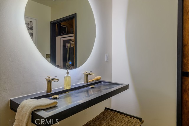 Detail Gallery Image 29 of 46 For 9701 Bothwell Road, Northridge,  CA 91324 - 4 Beds | 3/1 Baths