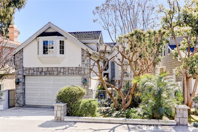 742 31st Street, Manhattan Beach, California 90266, 5 Bedrooms Bedrooms, ,2 BathroomsBathrooms,Residential,Sold,31st,SB22034184