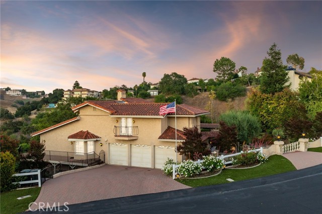 23511 Mirage Lane, Diamond Bar CA: https://media.crmls.org/medias/3cc404ba-13b2-46a3-af1c-5f4f07b5887d.jpg