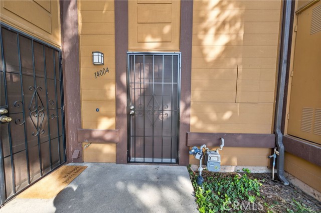 Detail Gallery Image 3 of 34 For 14004 Edgewater Dr, Norwalk,  CA 90650 - 2 Beds | 1 Baths