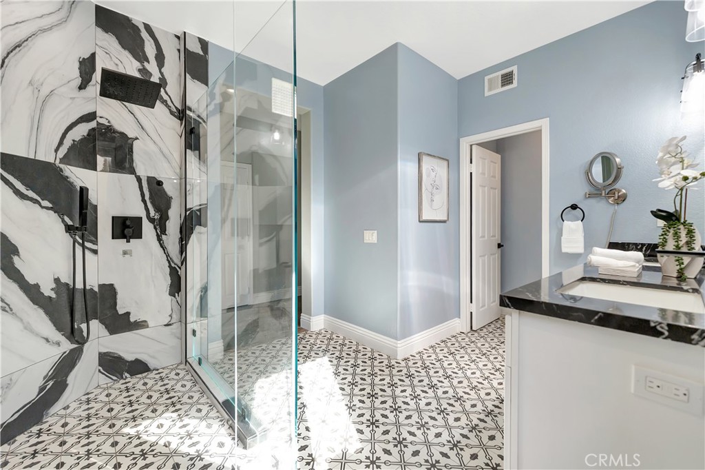 MLS #OC26097710 image #37