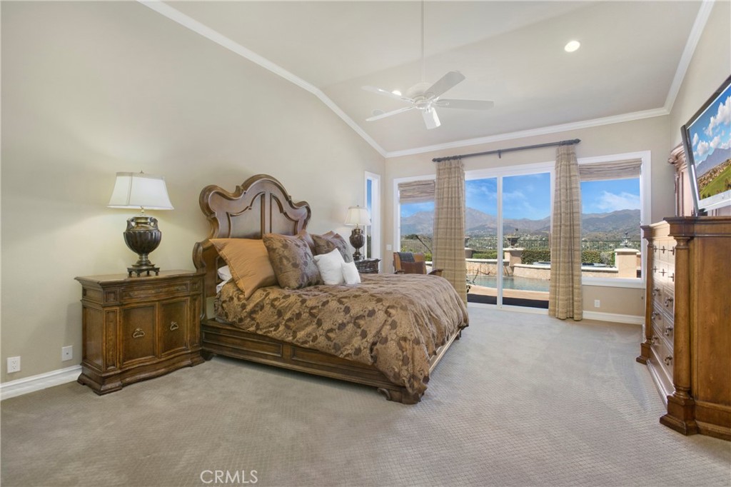 MLS #OC25163046 image #17