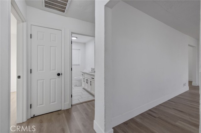 Detail Gallery Image 13 of 35 For 3803 E Clinton Ave, Fresno,  CA 93703 - 3 Beds | 1 Baths