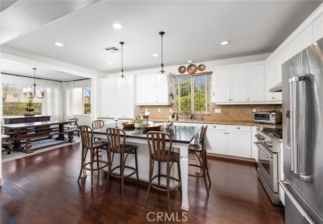 Detail Gallery Image 21 of 57 For 13216 Finish Draft Ct, Corona,  CA 92880 - 5 Beds | 4/1 Baths