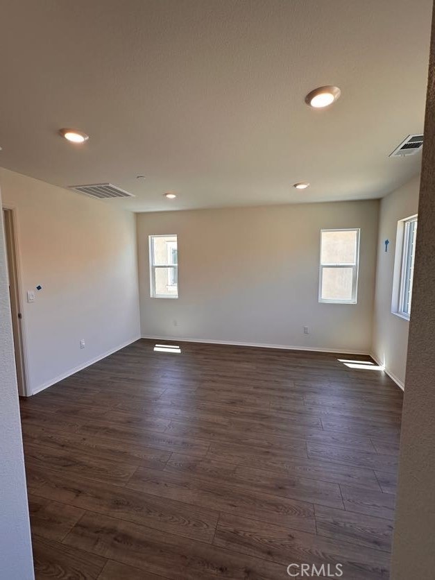27550 Brodiaea Ave, Moreno Valley CA: https://media.crmls.org/medias/3cc64ffc-8b76-4193-a025-ccce16d73bf3.jpg
