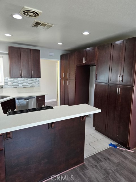 Detail Gallery Image 3 of 17 For 9321 Salem Ave, Westminster,  CA 92683 - 4 Beds | 2 Baths