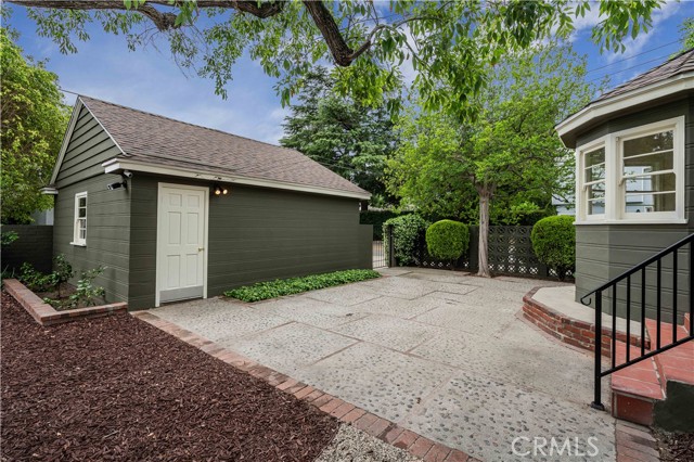 3500 Grayburn Road, Pasadena CA: https://media.crmls.org/medias/3cc6ccb8-4707-44cc-8a08-f15b2b46902f.jpg