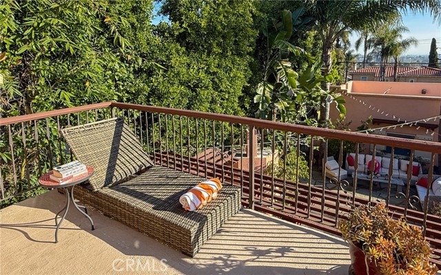 Detail Gallery Image 25 of 51 For 3524 Grand View Bld, Los Angeles,  CA 90066 - 5 Beds | 4/2 Baths