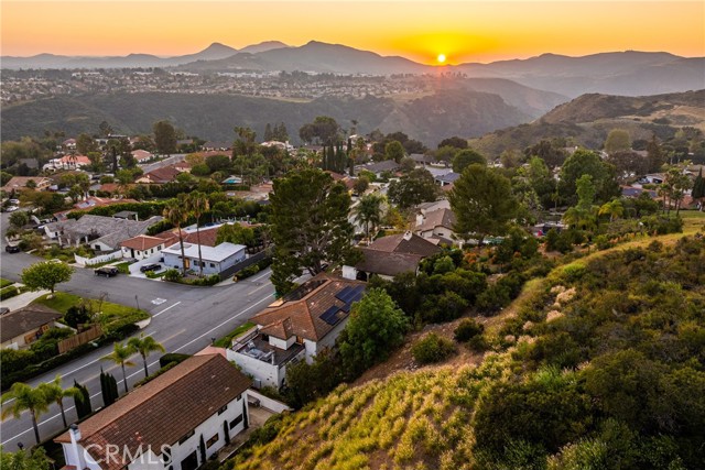Detail Gallery Image 42 of 50 For 2044 Calle Yucca, Thousand Oaks,  CA 91360 - 4 Beds | 4 Baths