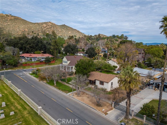 Detail Gallery Image 3 of 48 For 4481 13th St, Riverside,  CA 92501 - – Beds | – Baths