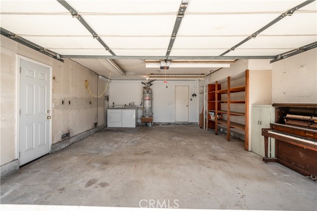 Image 45 of 56 For 6595 Jaluit Street