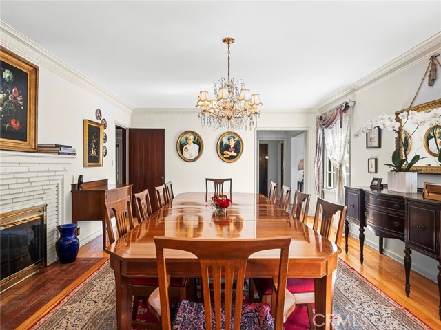 1624 Arboles Drive, Glendale CA: https://media.crmls.org/medias/3cc88007-c763-4a3c-9c4b-98ca0c16892b.jpg