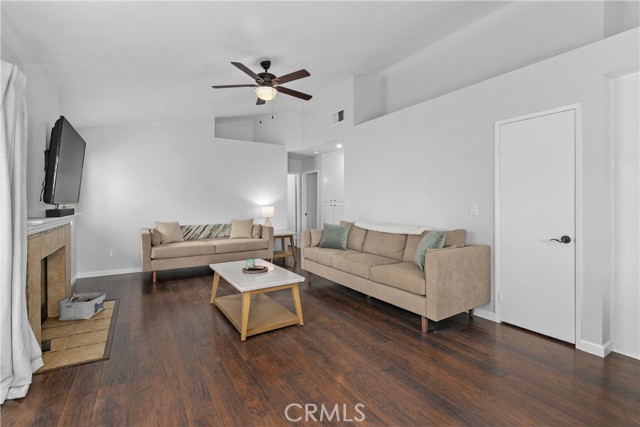 Detail Gallery Image 7 of 44 For 27811 Hillpointe Drive, Menifee,  CA 92585 - 3 Beds | 2 Baths