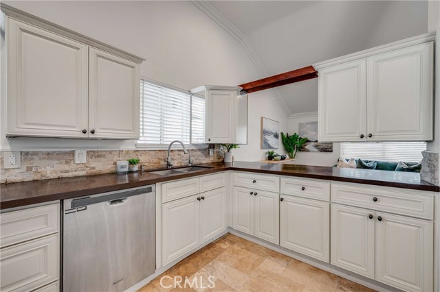 3 Bed Home for Sale in Costa Mesa, California