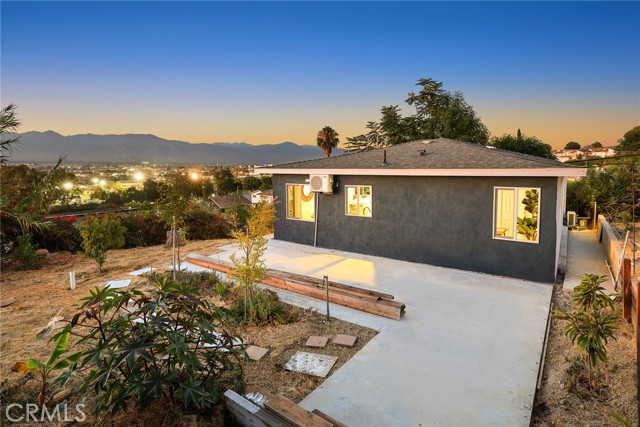 Detail Gallery Image 18 of 23 For 304 W Graves Ave, Monterey Park,  CA 91754 - 2 Beds | 1/1 Baths