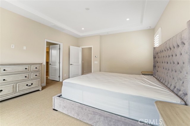 126 Baja, Irvine CA: https://media.crmls.org/medias/3cca3b05-e834-4a55-bd55-5d65bb0e786d.jpg