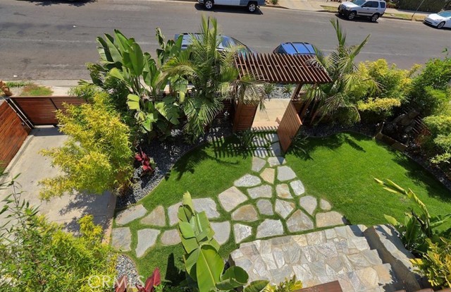 Detail Gallery Image 6 of 23 For 4539 1/2 St Elmo Dr, Los Angeles,  CA 90019 - 4 Beds | 3 Baths