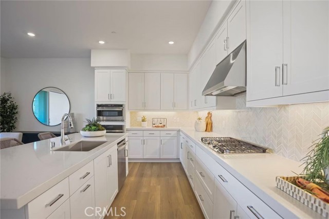 Detail Gallery Image 3 of 15 For 121 Billings, Irvine,  CA 92618 - 4 Beds | 3/1 Baths