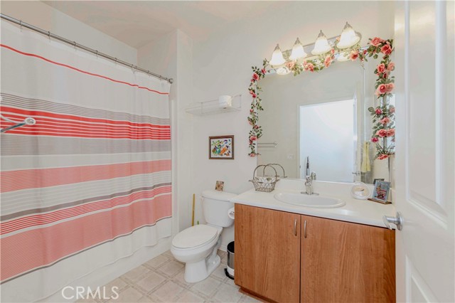 735 Francesca Dr #202, Walnut CA: https://media.crmls.org/medias/3cccbb92-1572-4358-82b9-16374a30ce51.jpg