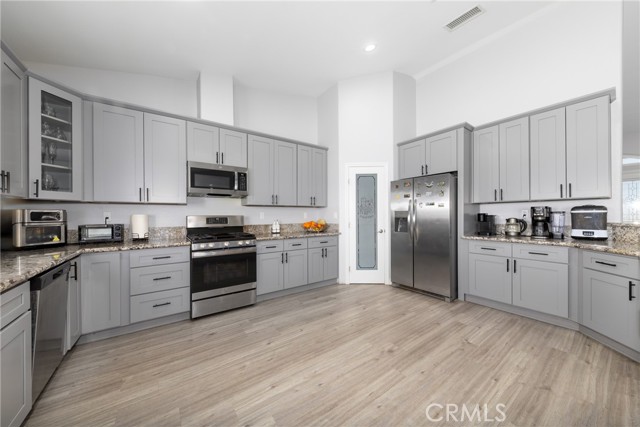14625 Olema Road, Apple Valley CA: https://media.crmls.org/medias/3cccdb10-33cd-4be1-8077-fcf29c60fecf.jpg