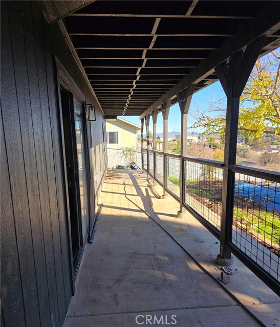 Detail Gallery Image 4 of 23 For 9179 Fairway Dr, Kelseyville,  CA 95451 - 3 Beds | 2 Baths